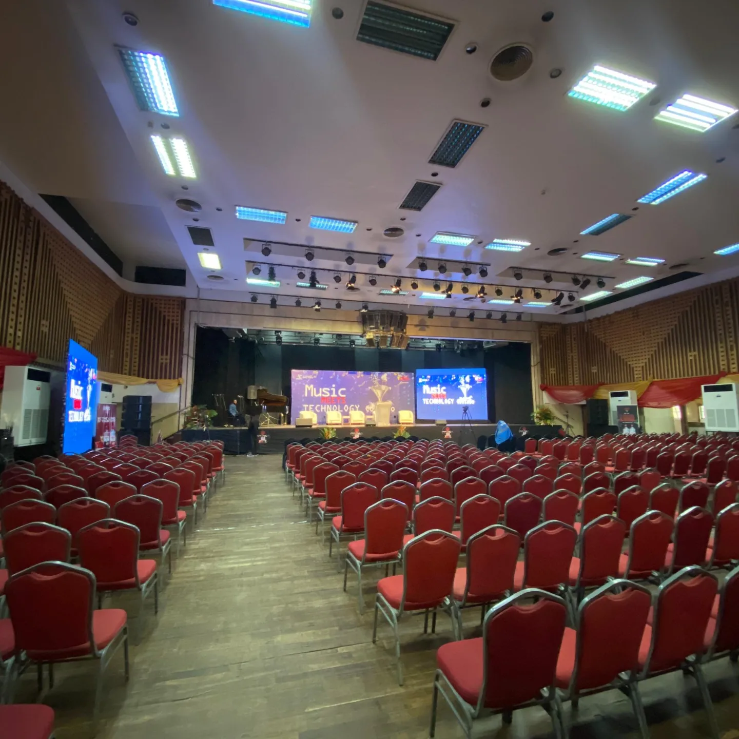 Shell Hall Muson Center